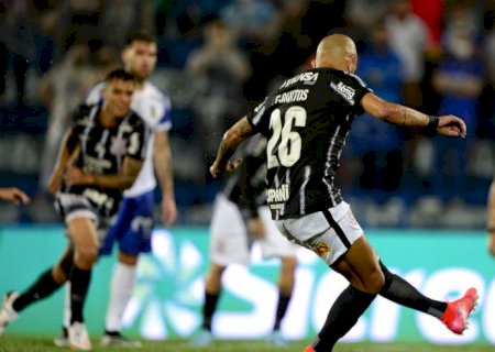 Corinthians desencanta no Paulistão ao vencer Santo André fora de casa