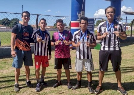 Estudantes da EE Bom Jesus são destaque nos Jogos Escolares de Três Lagoas