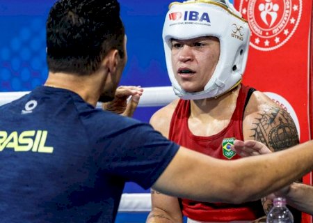 Bia Ferreira é vice-campeã mundial após derrota para norte-americana