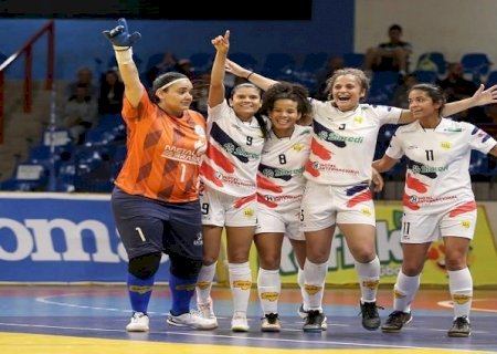 Serc/UCDB aplica maior goleada da Taça Brasil de Futsal feminino e garante vaga na semifinal