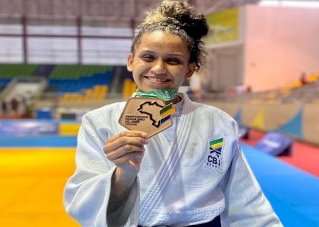 Aléxia Nascimento vence a número um do ranking nacional e conquista o penta no brasileiro de judô