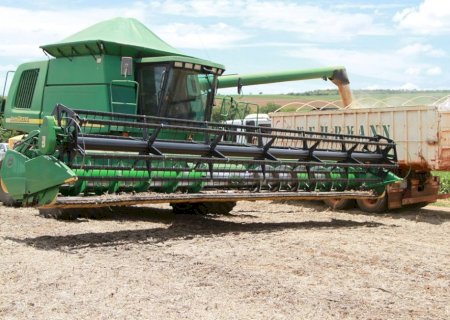 Iagro divulga novas regras para o trânsito de máquinas agrícolas em MS