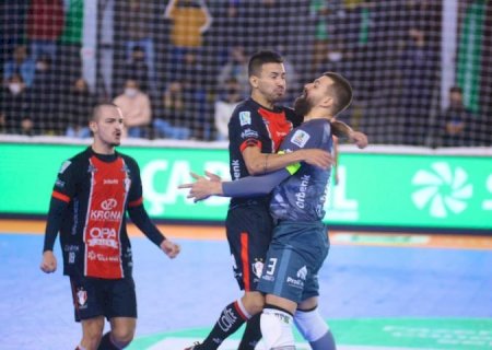 Torcedores podem trocar alimentos por ingressos para a Supercopa Masculina de Futsal