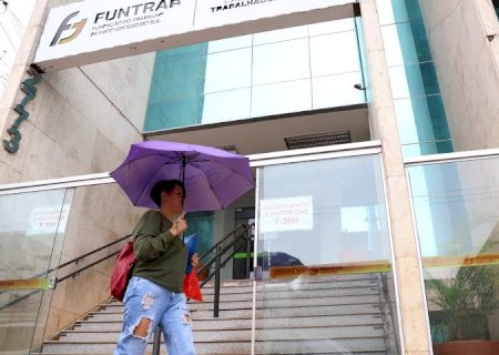 Abril começa com mais de 3,3 mil vagas de emprego em MS