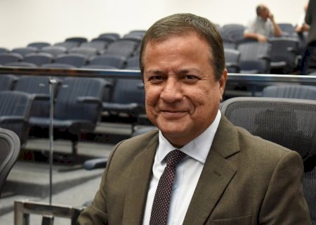 Estacionamento da ALEMS recebe o nome Amarildo Cruz