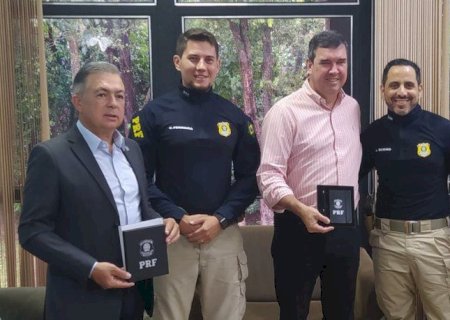 Superintendente da PRF/MS realiza visita ao governador