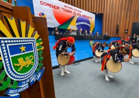 ALEMS celebra 115 anos da imigração japonesa com honrarias