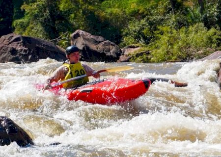 Brasileiro de Canoagem Descida leva adrenalina e exalta as belezas naturais de MS