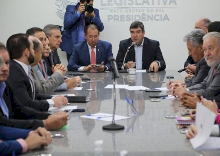 Governador apresenta programa de investimentos em infraestrutura para financiamento