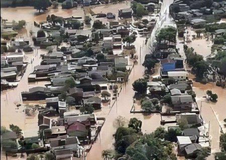 Governo denuncia fake news sobre encerramento de doações no RS