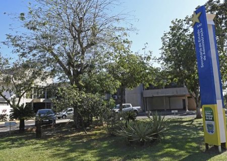 Edital convoca 53 em concurso de apoio à Educação Básica