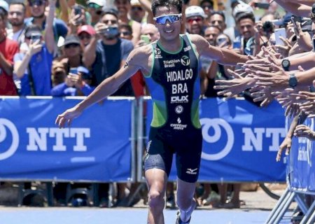 Miguel Hidalgo vence etapa de Brasília da Copa do Mundo de triatlo