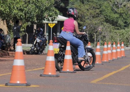 Mutirão do Detran com mais de 2 mil vagas abre agendamento