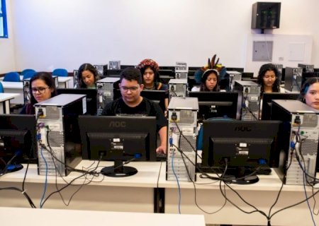 Estudantes de MS podem receber benefício social de um salário mínimo