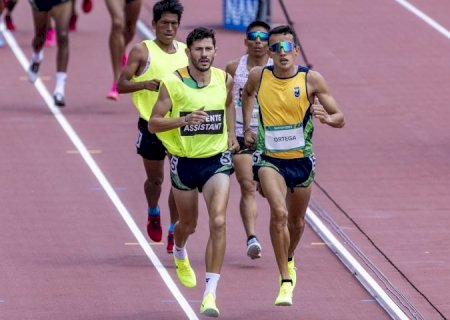 Com folga, Yeltsin Jacques lidera semifinal dos 1.500m e vai em busca do segundo ouro no Parapan