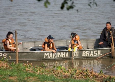 SES firma parceria com Marinha e Friocruz para instituir vigilância genômica em ribeirinhos de MS