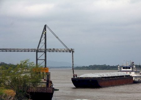 Estado inicia processo de implantação de novo porto de cargas