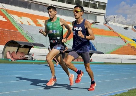 Yeltsin vence os 5.000m, quebra recorde e fatura primeiro ouro do Brasil no atletismo do Parapan-Americano