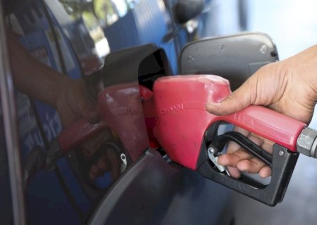 Petrobras anuncia redução de R$ 0,30 no preço do diesel