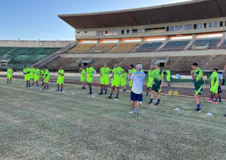 Dourados AC começa treinos para disputa do Campeonato Sul-Mato-Grossense 2024