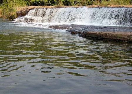 Piscinas, balneários e rios exigem cuidados contra afogamentos