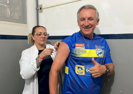 Comissão Técnica do DAC se vacina contra dengue