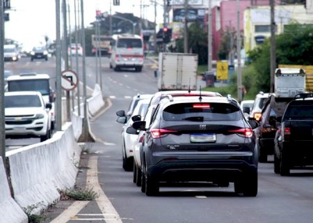 Licenciamento de veículos com placas final 1 e 2 em MS vence no dia 30