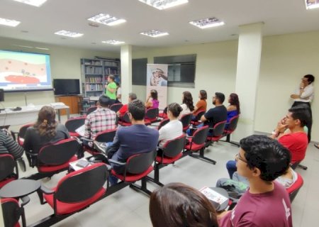 Hemosul orienta sobre hemofilia, com palestras e informações para pacientes