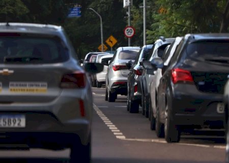 Veículos placa final 3 têm última semana para pagar o licenciamento