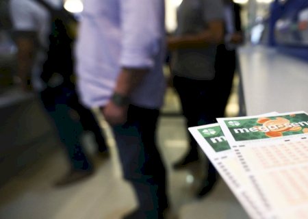 Mega-sena acumula novamente e prêmio vai a R$ 100 milhões