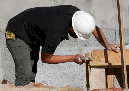 Mais de 60% de desligados que viraram MEI agiram por necessidade