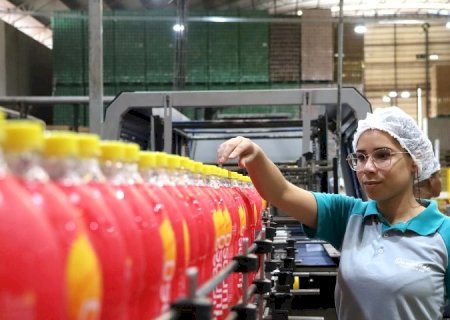 Funtrab inicia semana com 4,5 mil vagas de empregos