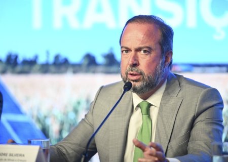 Horário de verão só volta em 2024 se for 'imprescindível' e chuvas ficarem abaixo do esperado, diz Silveira
