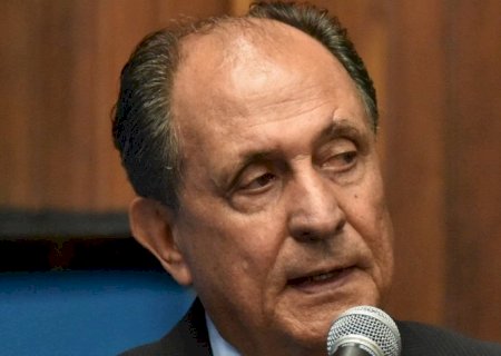 Deputado Zé Teixeira reivindica obras para Dourados