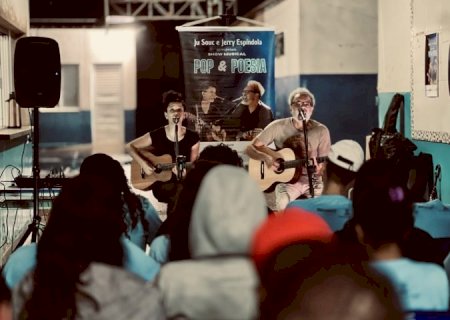 Projeto leva música e consciência cultural a escolas públicas no Mês da Consciência Negra