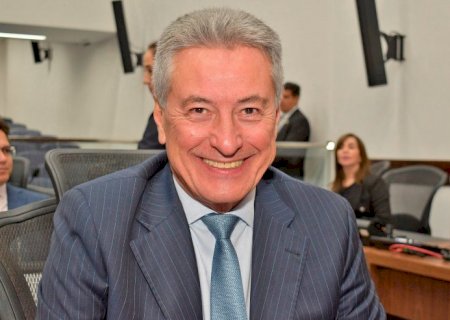 Deputados aderem à proposta de Hashioka sobre proibição de celulares em escolas de MS