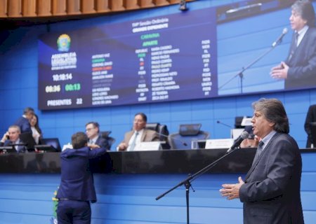No primeiro ano como deputado, Caravina se destaca pela atuação e produtividade