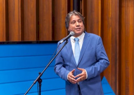 Deputado Caravina assume a Presidência da CCJR