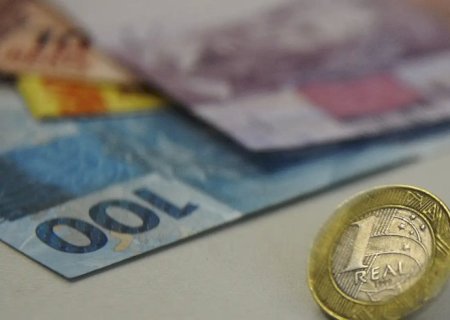 Receita paga lote da malha fina do Imposto de Renda nesta segunda