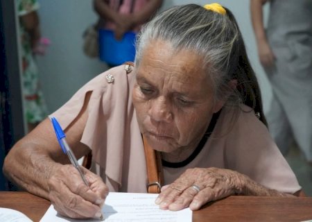 Com ação que valoriza povos indígenas, construção de moradias é formalizada em municípios de MS