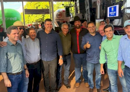 Zé Teixeira participa de agenda com governador Riedel em Maracaju