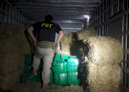 PRF apreende 2,3 toneladas de maconha em Bataguassu (MS)
