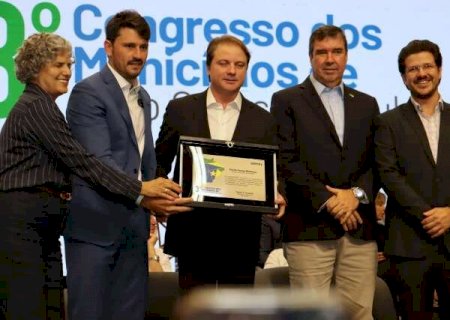 Congresso de Munic&iacute;pios de MS foca na valoriza&ccedil;&atilde;o dos servidores p&uacute;blicos