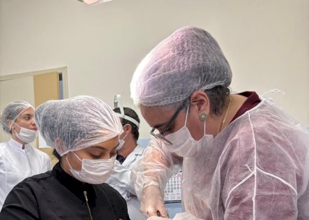 Novembro Bordô reforça cuidados com a saúde bucal e abertura da Consulta Pública da Linha de Cuidado do câncer de boca em MS