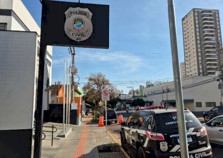 Mulher &eacute; enganada por falso advogado, tem conta invadida e perde R$ 31 mil