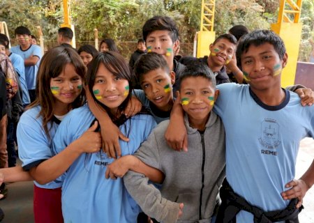 Com 3.457 alunos, Prefeitura leva educação de qualidade para crianças das aldeias
