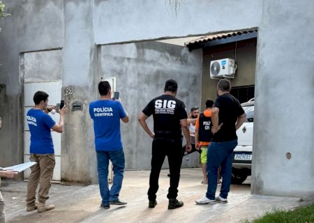 Polícia Civil realiza reprodução simulada relacionada à homicídio ocorrido em Caarapó