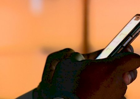 Casal perde mais de R$ 60 mil em falso investimento pelo WhatsApp