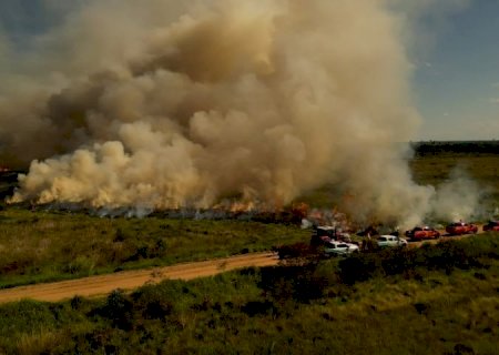 Para conservar e proteger biomas, Governo de MS realiza técnica de queima prescrita em parque estadual