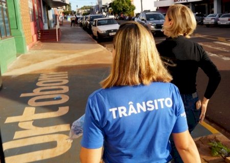 Blitz Educativa do Maio Amarelo reforça conscientização e segurança no trânsito em Maracaju.